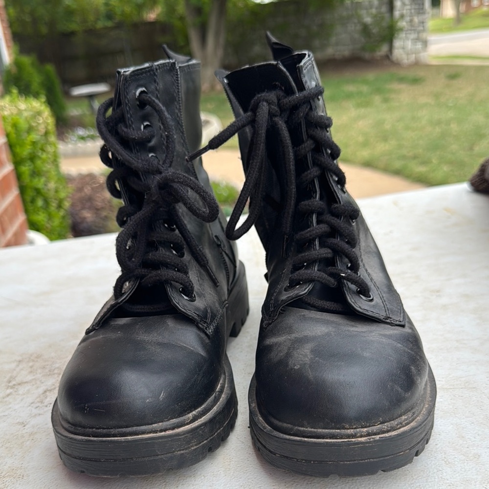 Black Leather women’s Boots